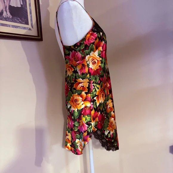 Gold Label Victoria’s Secret Floral Lace Slip XS/S - Picture 3 of 11